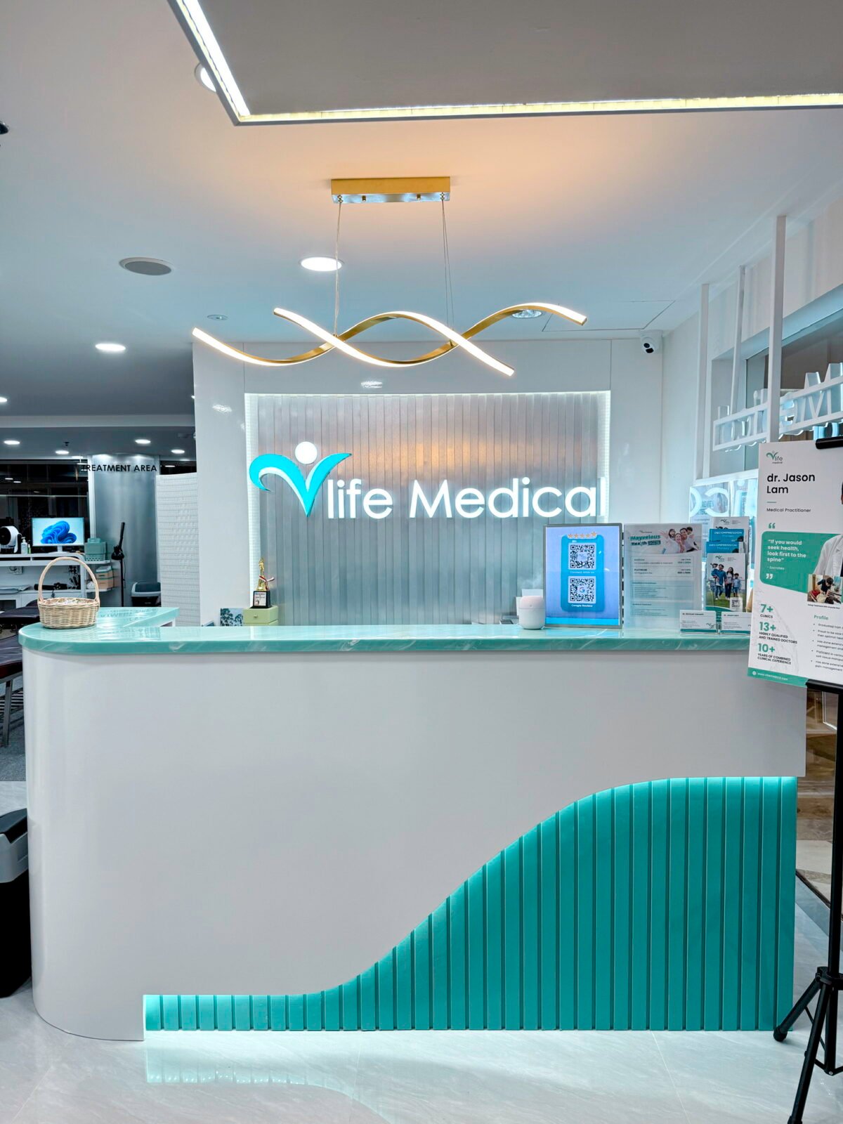 VLIFE MEDICAL & WELLNESS - PIK Avenue