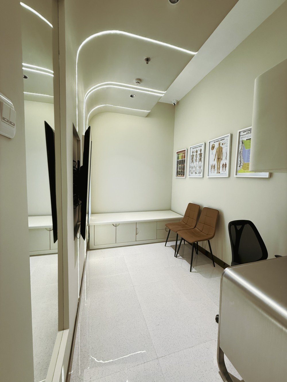 VLife Medical Pondok Indah Mall 1